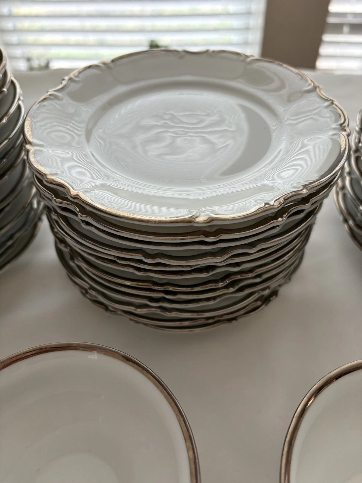 Happiness Wedding Band Porcelain Dinnerware 46-Piece – Platinum Trim