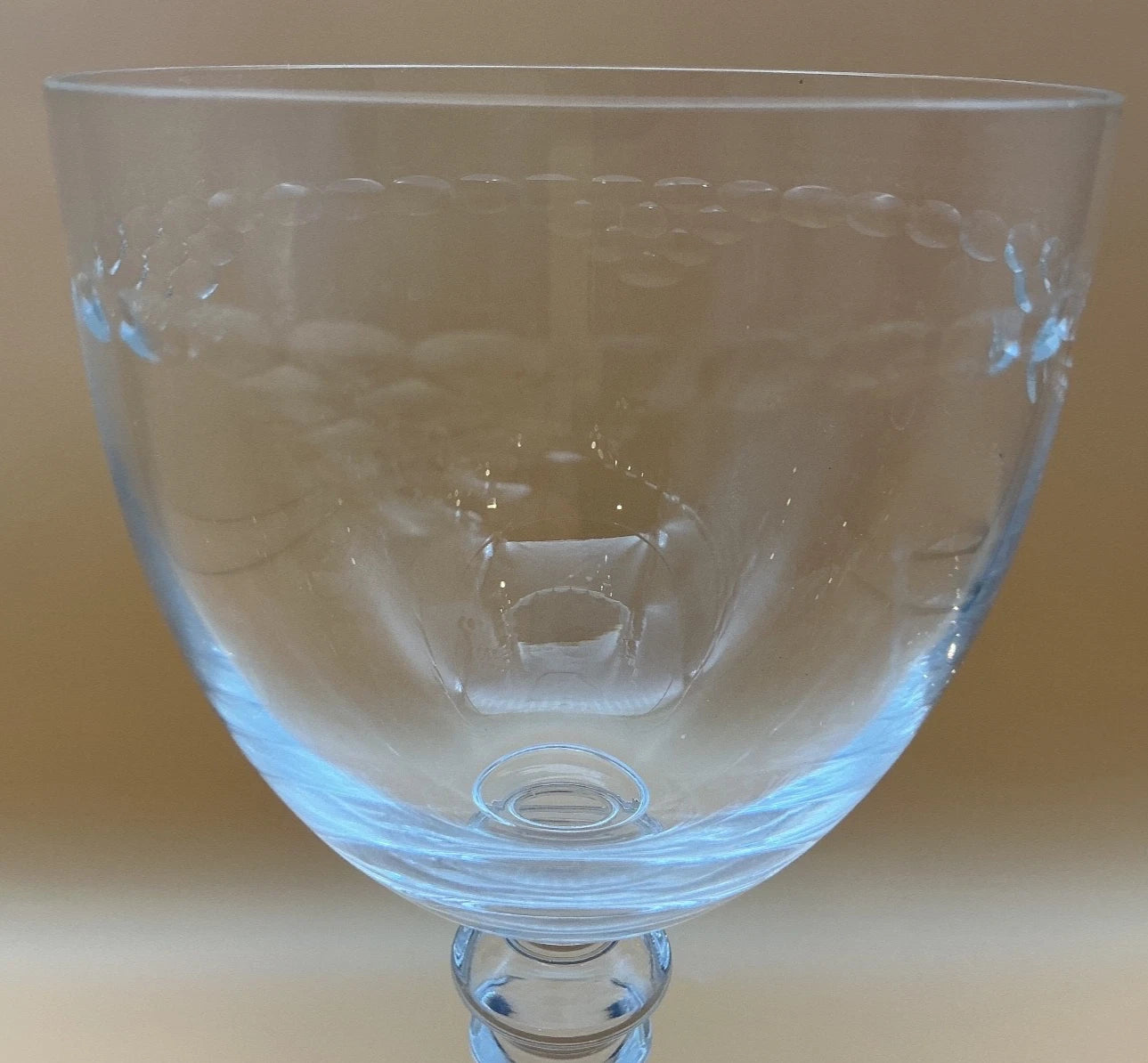Happiness Burgundy Red Wine Glass – Premium Crystal