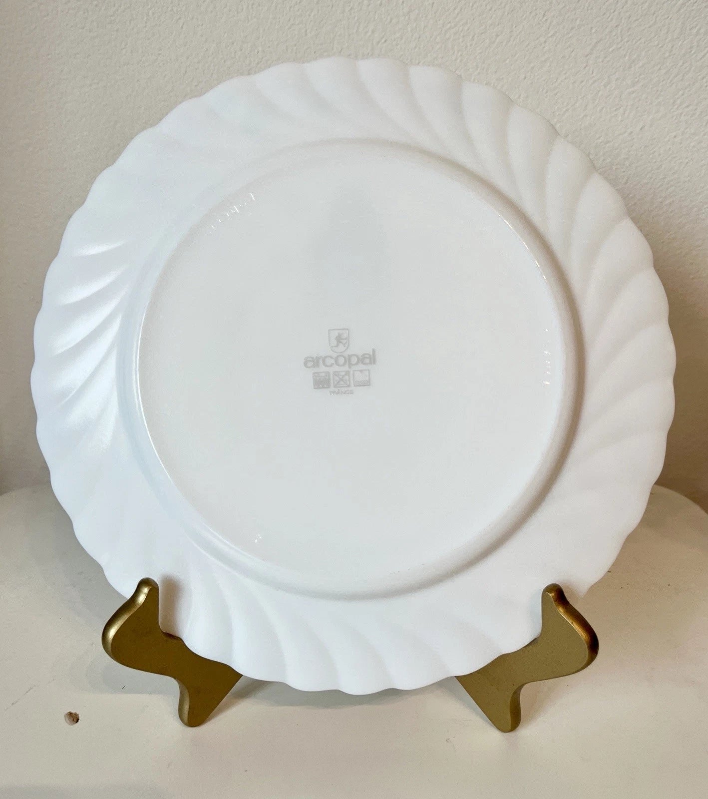 Happiness Florentine Pattern 18-Piece Dinnerware Set for 4