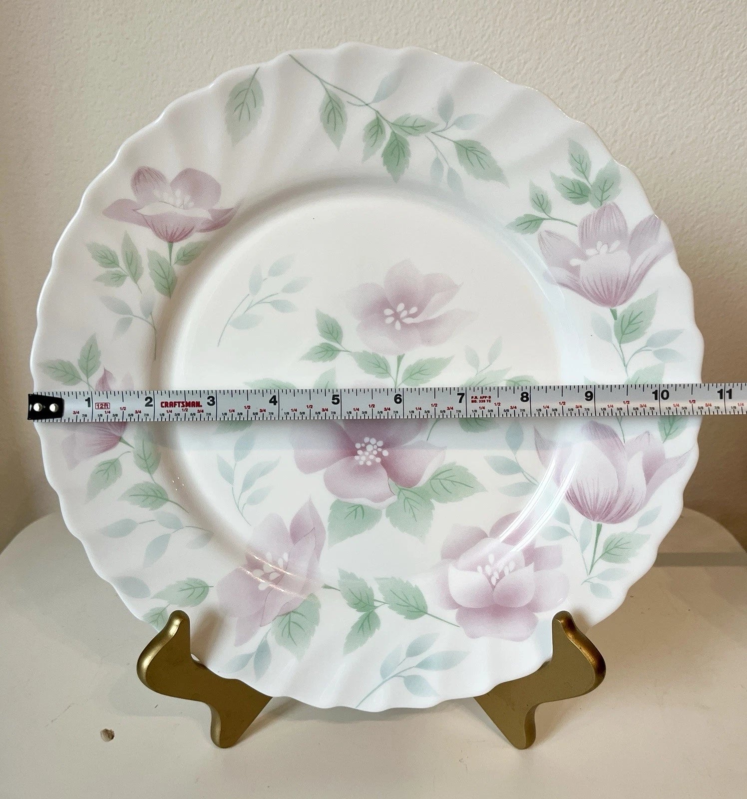 Happiness Florentine Pattern 18-Piece Dinnerware Set for 4