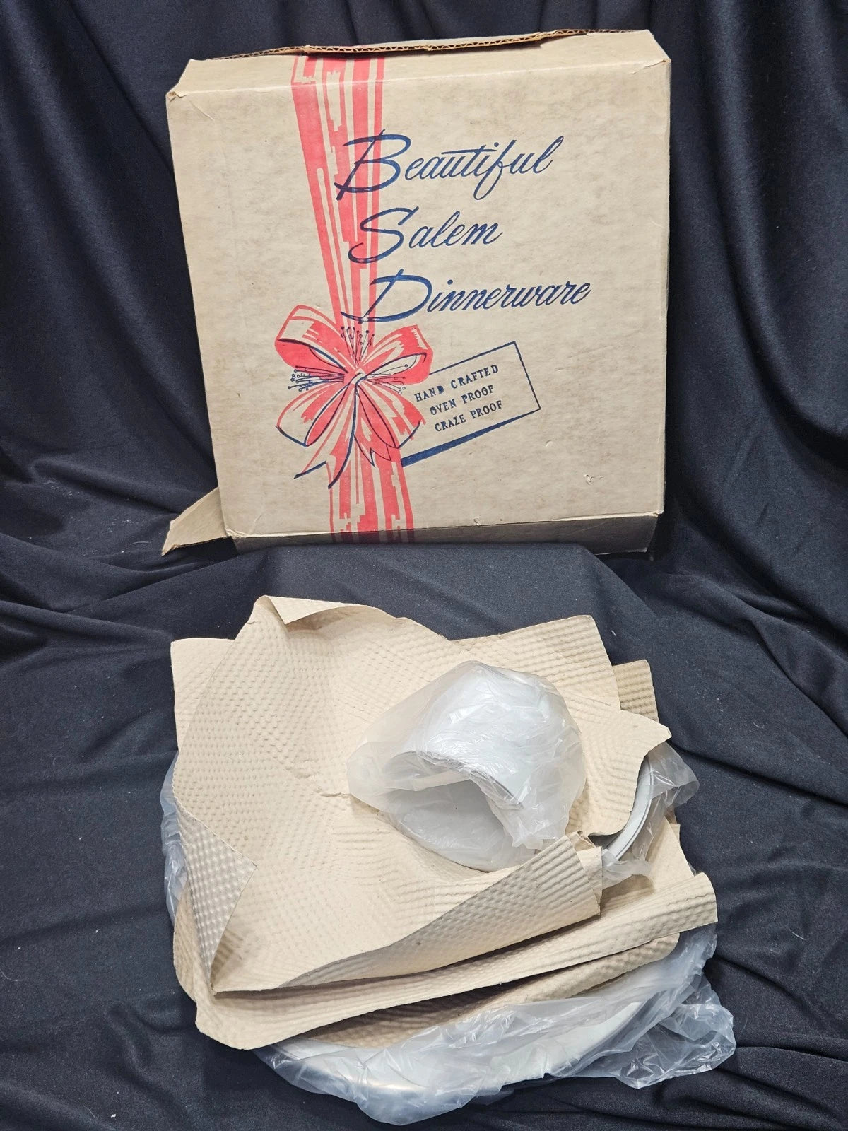 Happiness Vintage Dinnerware 5 Place Settings 20 Pc Original Boxes Platinum Trim