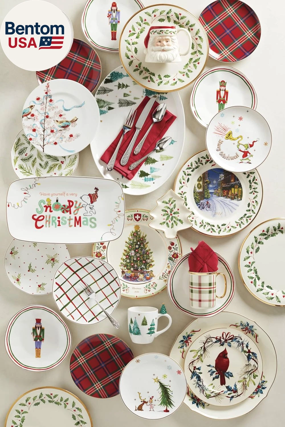 Happiness Holiday Dinnerware Dinner Plates – Set of 4, Red & Green Christmas Design