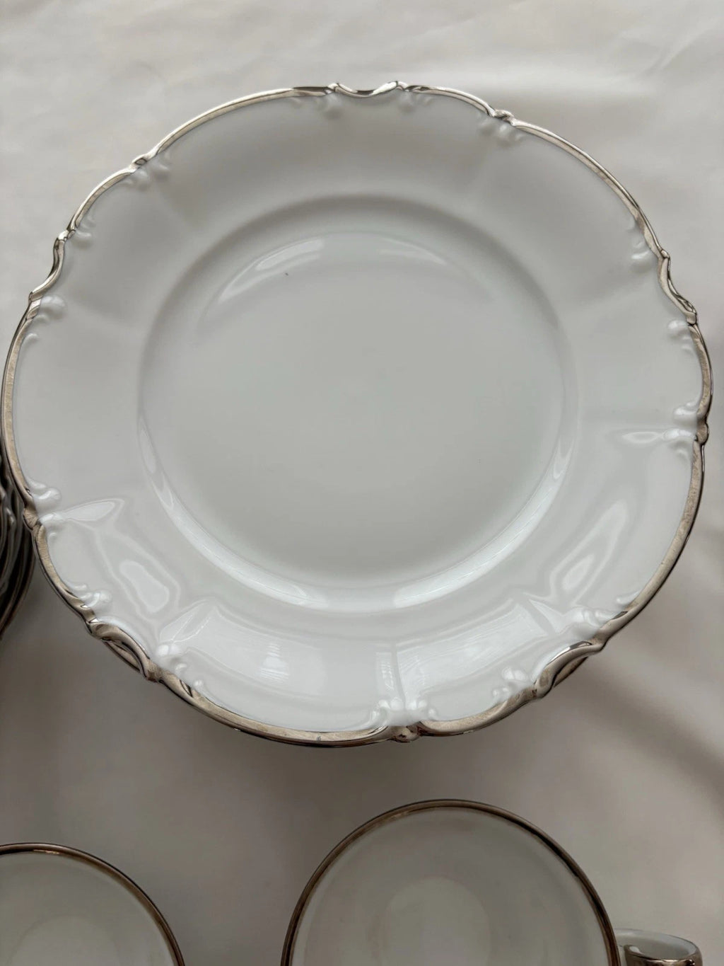 Happiness Wedding Band Porcelain Dinnerware 46-Piece – Platinum Trim