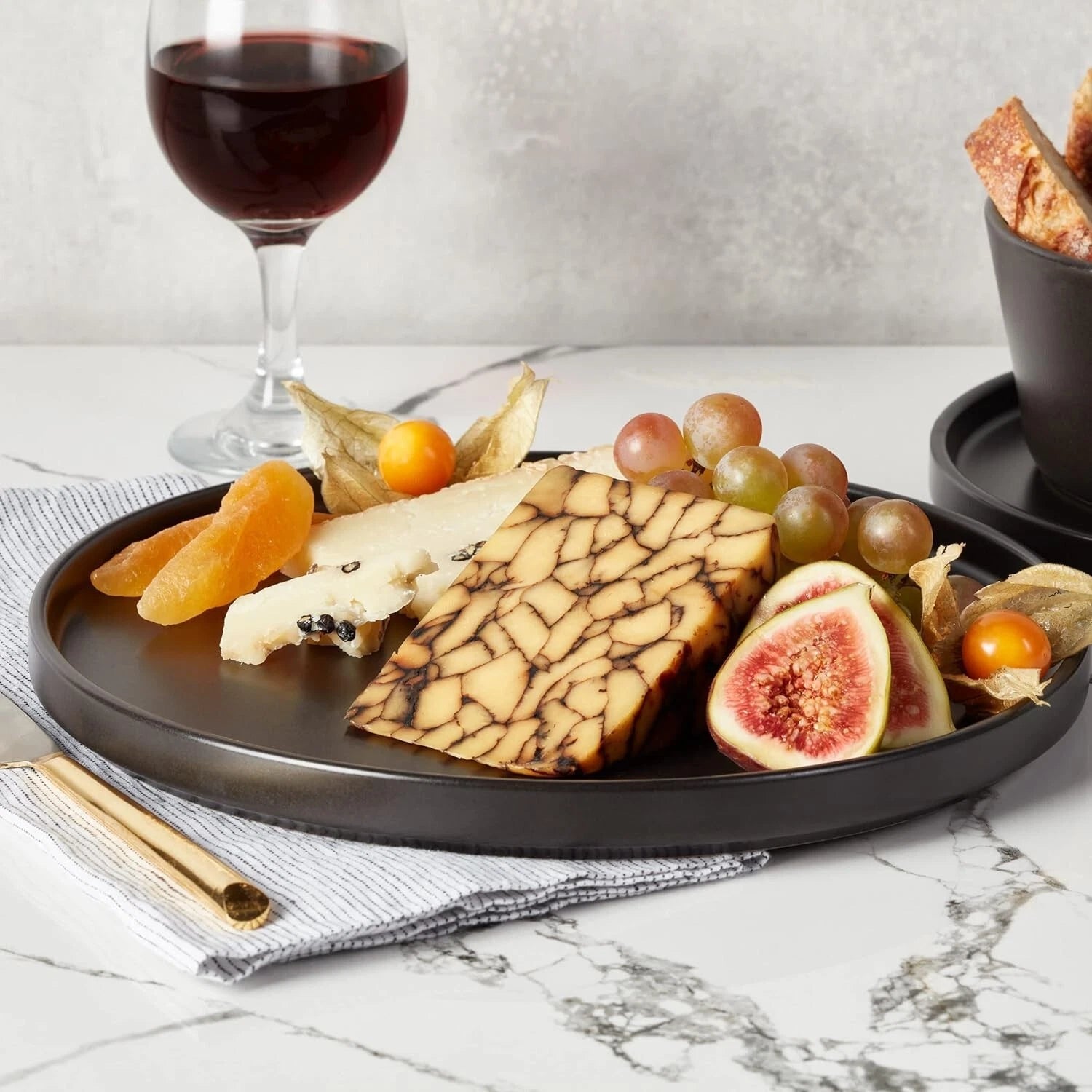 Happiness 16-Piece Black Matte Dinnerware Set – Service for 4, Microwave & Dishwasher Safe
