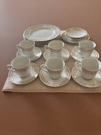 Happiness Porcelain Floral 12-Piece Dinner Set – Cups, Saucers, Plates & Bowls White Gold