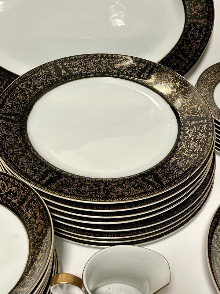 Happiness Wildflower 16-Piece Round Rim Dinnerware Set